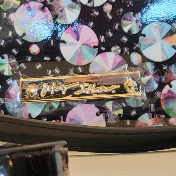 NWT Betsey Johnson XOLYLA Crossbody/ Clutch Purse with Bow - Picture 5 of 6